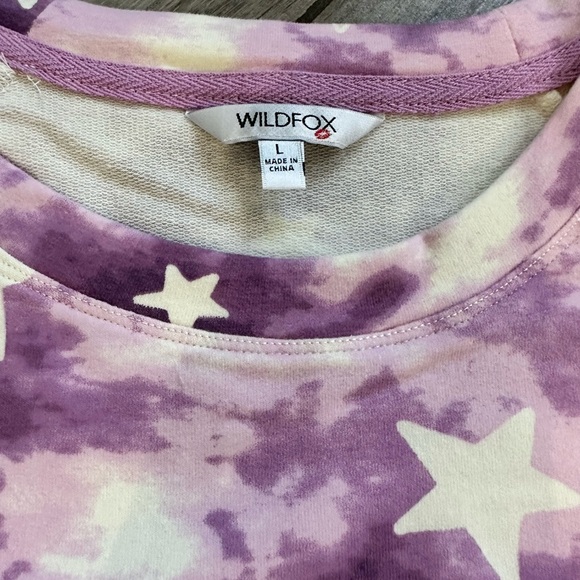 WildFox sweatshirt & short lounge set, tie dye stars - Picture 3 of 4